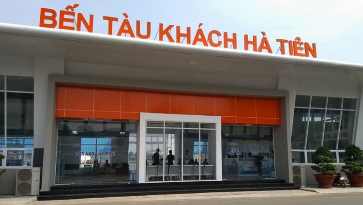 Bến tàu Hà Tiên