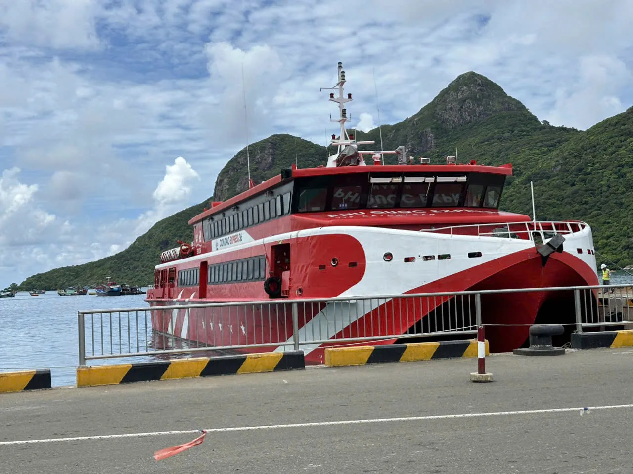 Tàu Phú Quốc Express Hà Tiên Phú Quốc